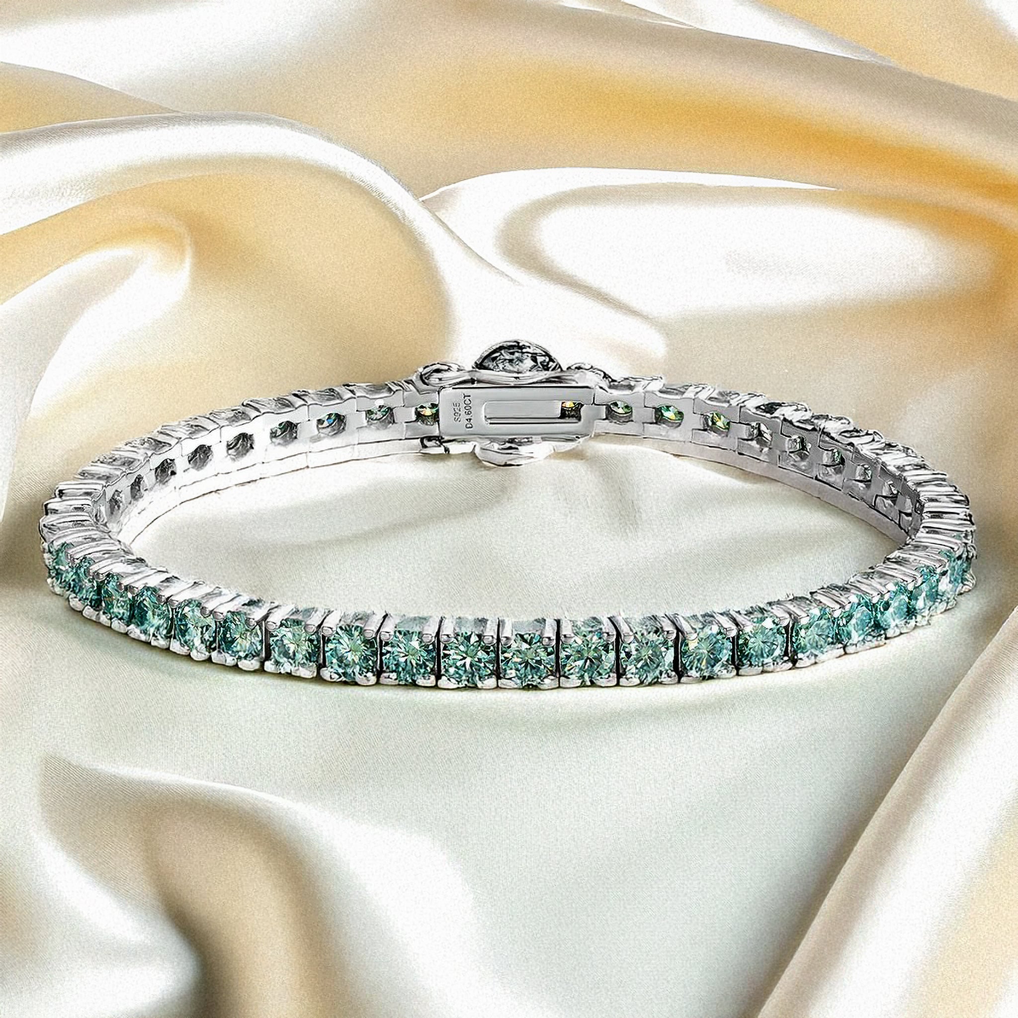 Classic VVS1 Moissanite Round-Cut Tennis Bracelet in 925 Sterling Silver (Passes Diamond Test)