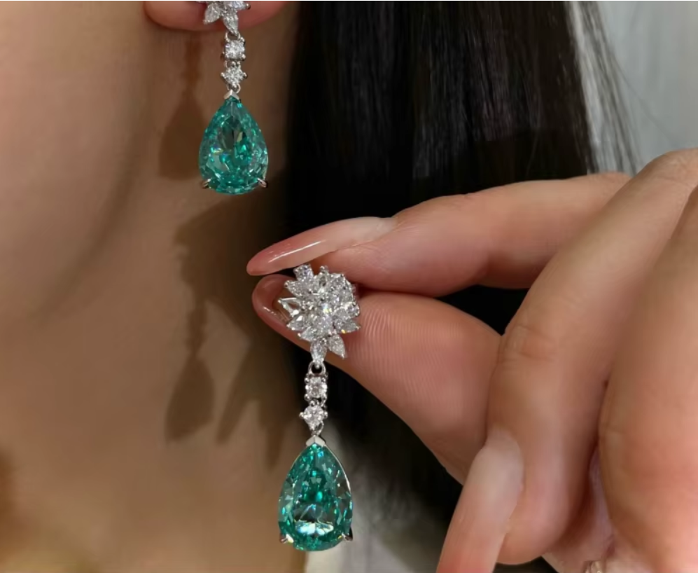 Elegant Lyandra Earrings Moissanite